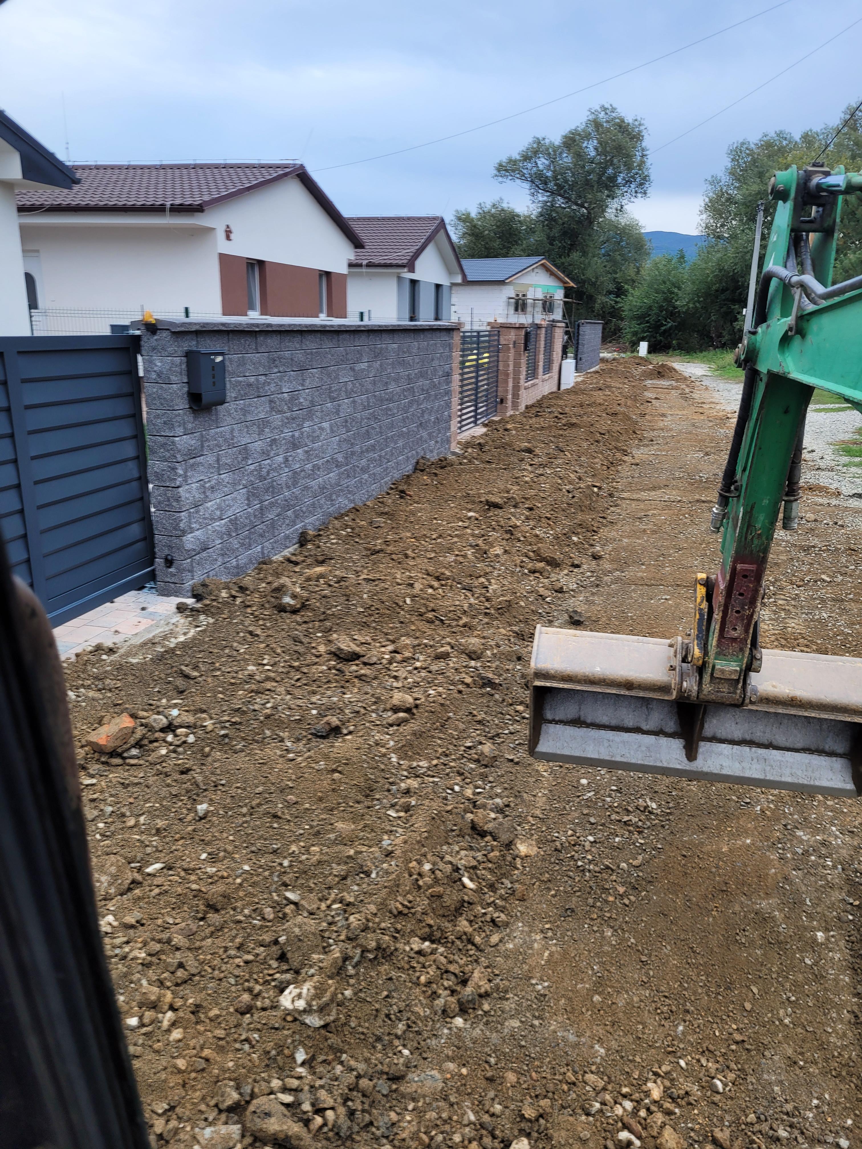 Výkop pre inžinierske siete