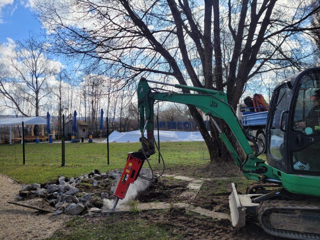 Výkopové práce s minibágrom