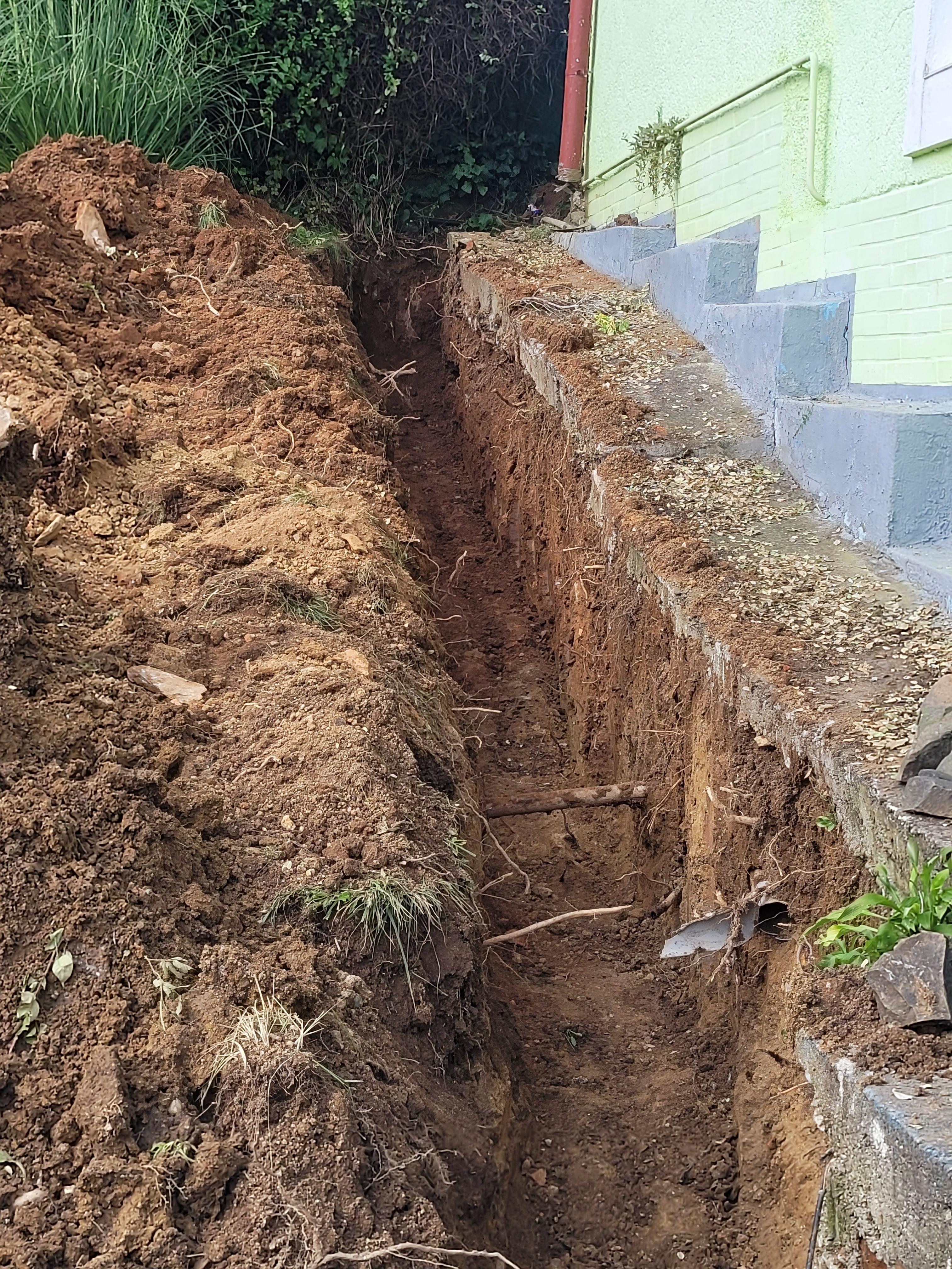 Minibager pri zemných prácach