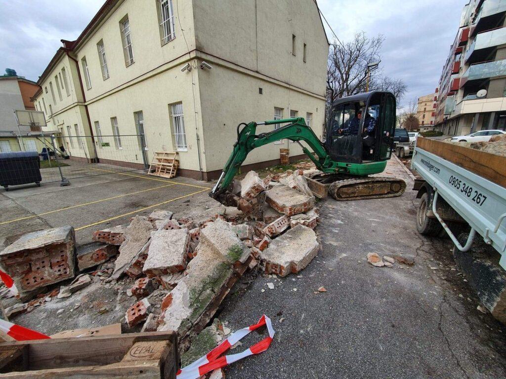 Výkop pri rodinnom dome
